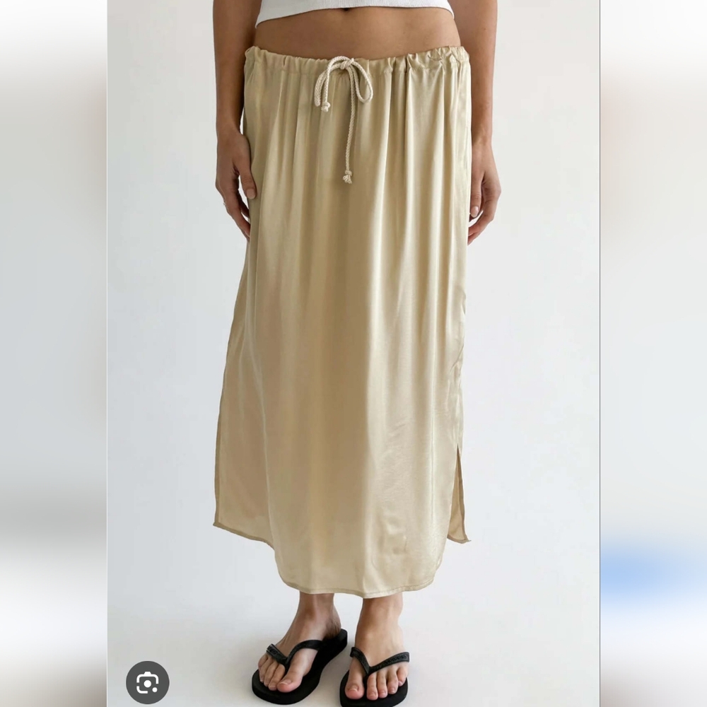 Donni Sand Silky Midi Skirt Size XXS